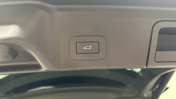 2022 (72) LAND ROVER RANGE ROVER EVOQUE 2.0 D200 R-Dynamic SE 5dr Auto 5739975