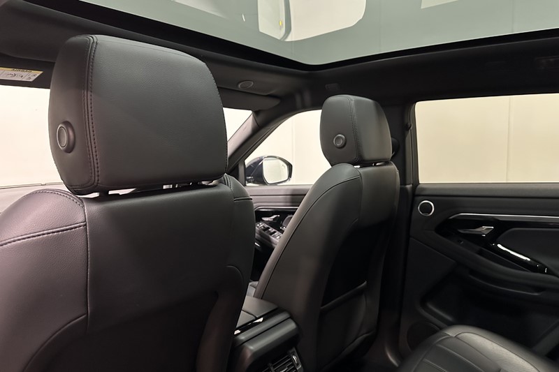 2022 (72) LAND ROVER RANGE ROVER EVOQUE 2.0 D200 R-Dynamic SE 5dr Auto 5739968