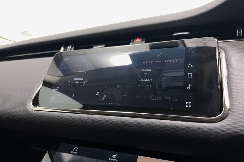 2023 (23) LAND ROVER RANGE ROVER EVOQUE 1.5 P300e R-Dynamic S 5dr Auto 5732475