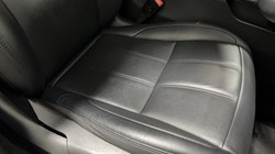 2023 (23) LAND ROVER RANGE ROVER EVOQUE 1.5 P300e R-Dynamic S 5dr Auto 5732462