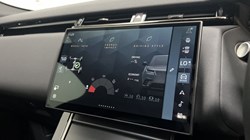 2025 (74) LAND ROVER RANGE ROVER VELAR 2.0 D200 MHEV Dynamic SE 5dr Auto 5712554