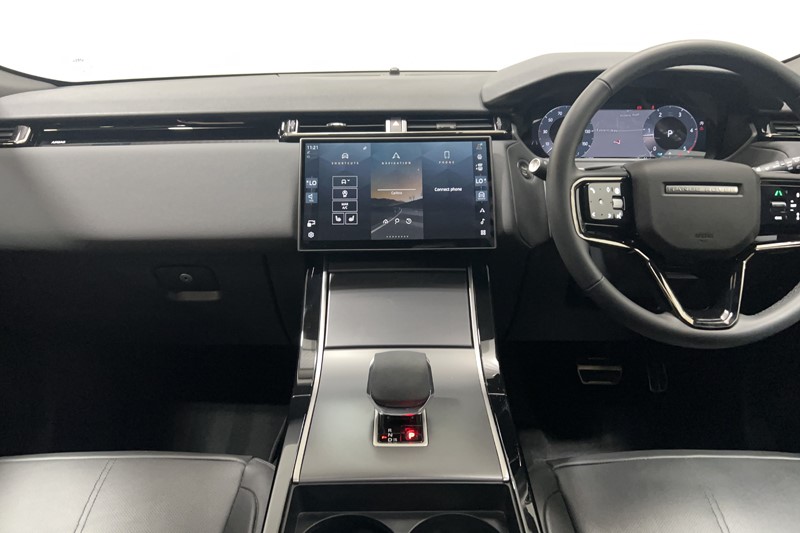 2025 (74) LAND ROVER RANGE ROVER VELAR 2.0 D200 MHEV Dynamic SE 5dr Auto 5712536
