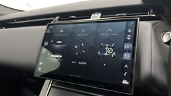 2025 (74) LAND ROVER RANGE ROVER VELAR 2.0 D200 MHEV Dynamic SE 5dr Auto 5712553
