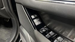 2025 (74) LAND ROVER RANGE ROVER VELAR 2.0 D200 MHEV Dynamic SE 5dr Auto 5712541