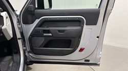 2021 (71) LAND ROVER COMMERCIAL DEFENDER 3.0 D200 Hard Top Auto 5713639