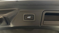 2020 (70) LAND ROVER RANGE ROVER VELAR 3.0 D300 R-Dynamic HSE 5dr Auto 5727826