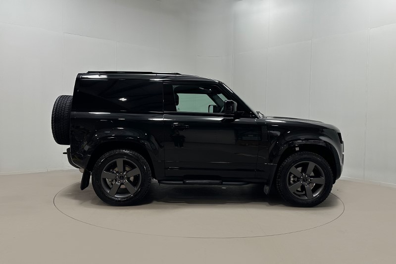 2026 (26) LAND ROVER COMMERCIAL DEFENDER 3.0 D250 Hard Top X-Dynamic HSE Auto 5870840
