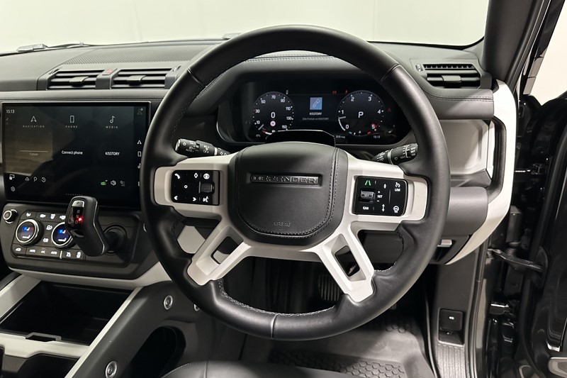 2026 (26) LAND ROVER COMMERCIAL DEFENDER 3.0 D250 Hard Top X-Dynamic HSE Auto 5870802
