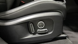 2021 (21) JAGUAR F-PACE 2.0 D200 R-Dynamic S 5dr Auto AWD 5727306