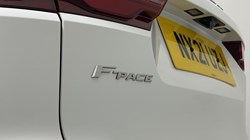 2021 (21) JAGUAR F-PACE 2.0 D200 R-Dynamic S 5dr Auto AWD 5727334