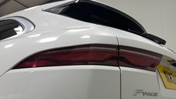 2021 (21) JAGUAR F-PACE 2.0 D200 R-Dynamic S 5dr Auto AWD 5727333