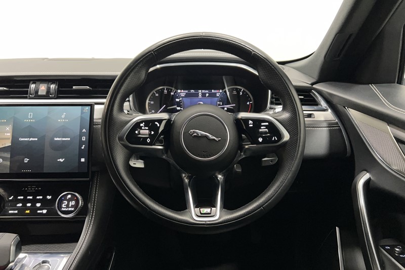2021 (21) JAGUAR F-PACE 2.0 D200 R-Dynamic S 5dr Auto AWD 5727301