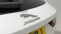 2021 (21) JAGUAR F-PACE 2.0 D200 R-Dynamic S 5dr Auto AWD 5727335