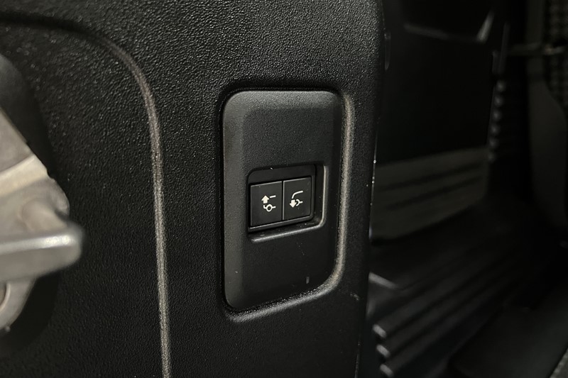 2024 (24) LAND ROVER DEFENDER 3.0 D250 XS Edition 110 5dr Auto 5729902