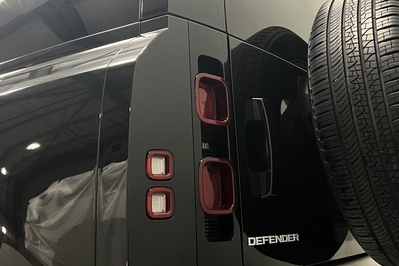2024 (24) LAND ROVER DEFENDER 3.0 D250 XS Edition 110 5dr Auto 5729903