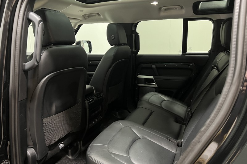 2024 (24) LAND ROVER DEFENDER 3.0 D250 XS Edition 110 5dr Auto 5729898