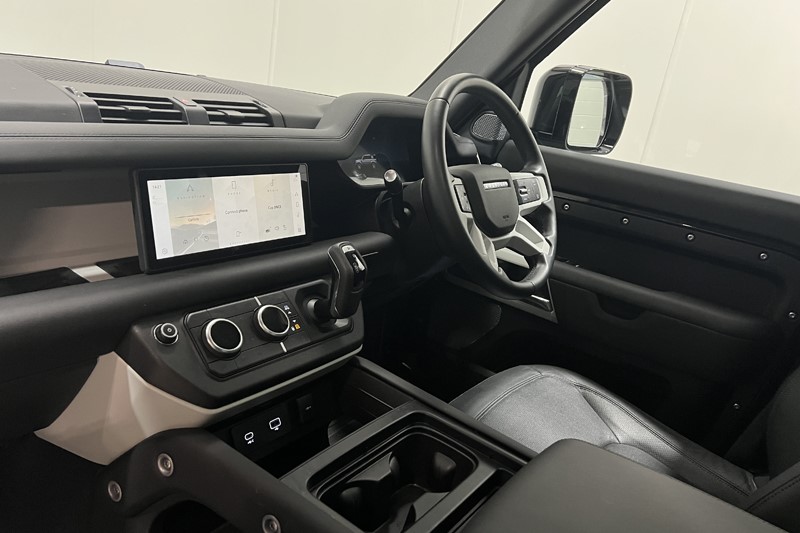 2024 (24) LAND ROVER DEFENDER 3.0 D250 XS Edition 110 5dr Auto 5729897