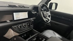 2024 (24) LAND ROVER DEFENDER 3.0 D250 XS Edition 110 5dr Auto 5729897