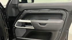 2024 (24) LAND ROVER DEFENDER 3.0 D250 XS Edition 110 5dr Auto 5729872