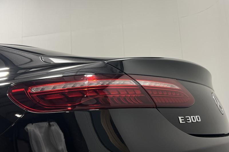 2023 (72) MERCEDES-BENZ E CLASS E300 AMG Line Night Ed Premium Plus 2dr 9G-Tronic 5744400