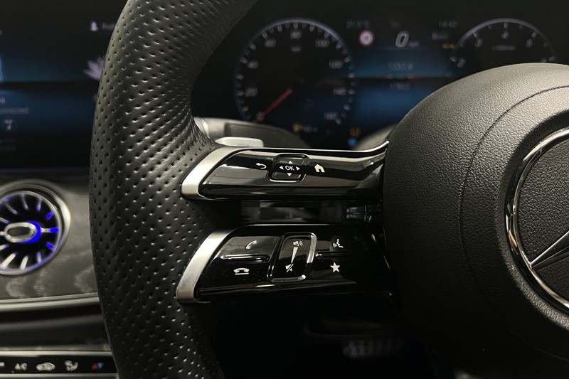 2023 (72) MERCEDES-BENZ E CLASS E300 AMG Line Night Ed Premium Plus 2dr 9G-Tronic 5744377