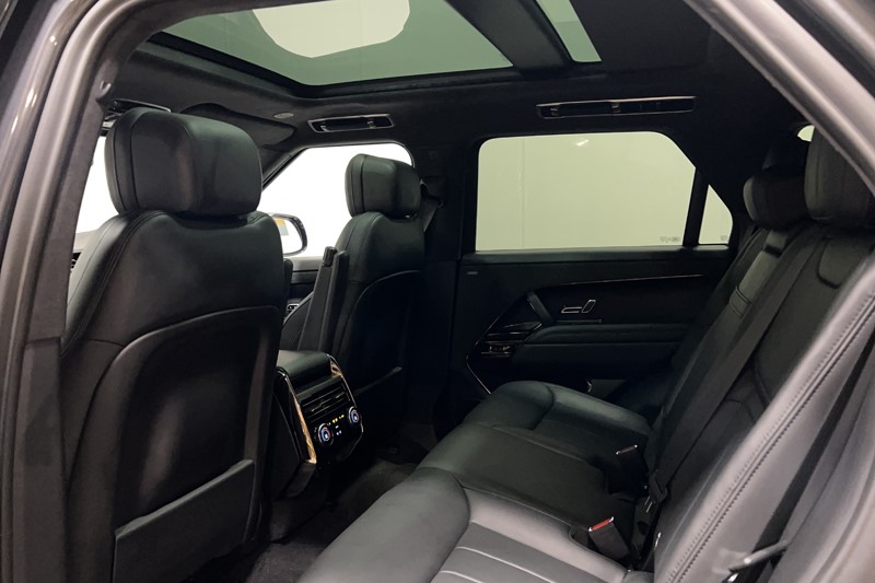 2024 (73) LAND ROVER RANGE ROVER SPORT 3.0 D300 Autobiography 5dr Auto 5751115