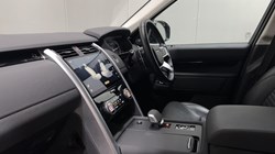 2023 (23) LAND ROVER DISCOVERY 3.0 D300 S 5dr Auto 5731028