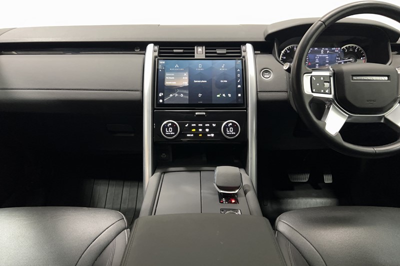 2023 (23) LAND ROVER DISCOVERY 3.0 D300 S 5dr Auto 5731003