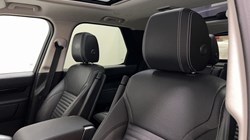 2023 (23) LAND ROVER DISCOVERY 3.0 D300 S 5dr Auto 5731029