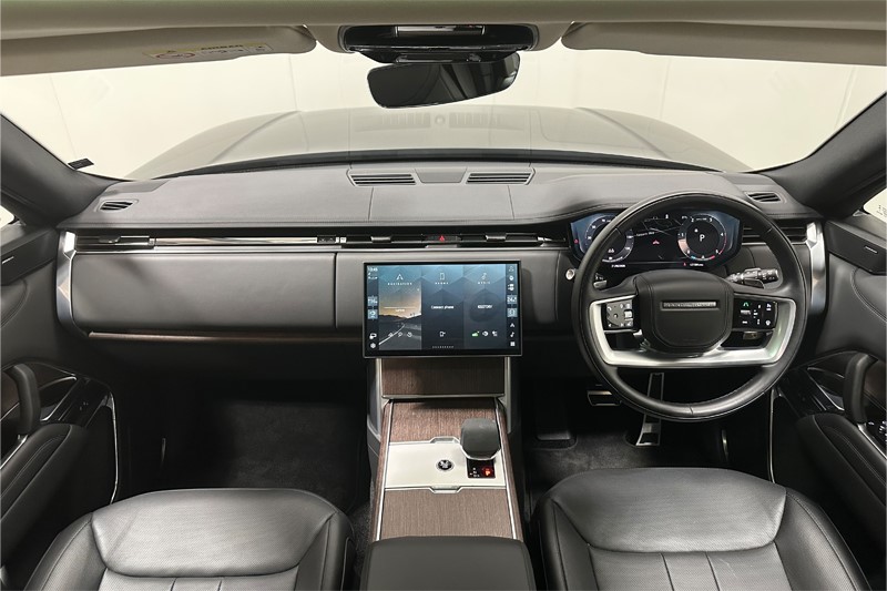 2024 (74) LAND ROVER RANGE ROVER 3.0 D300 SE 4dr Auto 5739334
