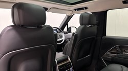 2024 (74) LAND ROVER RANGE ROVER 3.0 D300 SE 4dr Auto 5739371