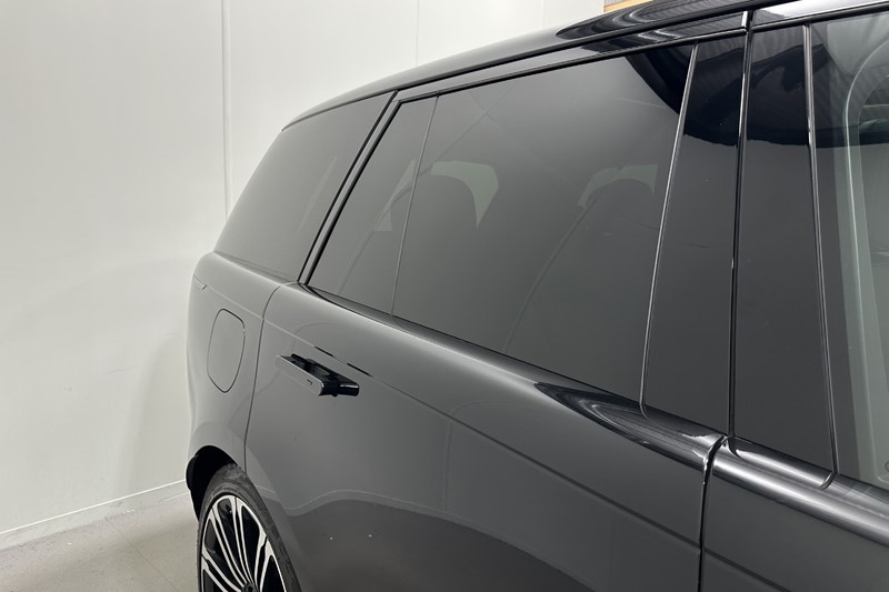 2024 (74) LAND ROVER RANGE ROVER 3.0 D300 SE 4dr Auto 5739383