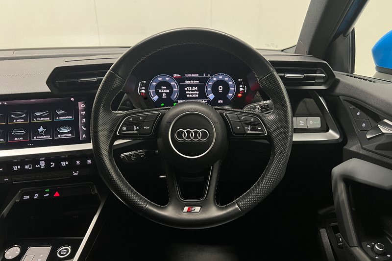 2022 (22) AUDI A3 40 TFSI e S Line 5dr S Tronic 5729637
