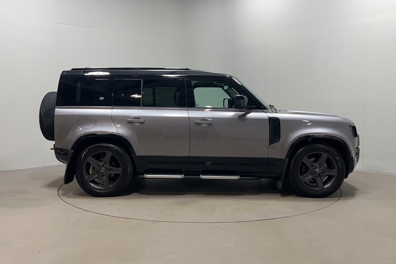 2022 (72) LAND ROVER DEFENDER 3.0 D250 X-Dynamic SE 110 5dr Auto 5751337
