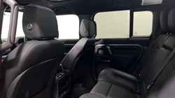 2022 (72) LAND ROVER DEFENDER 3.0 D250 X-Dynamic SE 110 5dr Auto 5751372