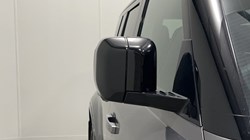 2022 (72) LAND ROVER DEFENDER 3.0 D250 X-Dynamic SE 110 5dr Auto 5751386
