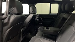 2022 (72) LAND ROVER DEFENDER 3.0 D250 X-Dynamic SE 110 5dr Auto 5751376