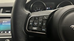 2020 (20) JAGUAR E-PACE 2.0d S 5dr Auto 5730176