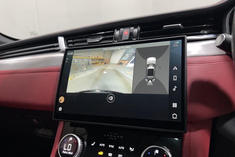 2022 (72) JAGUAR F-PACE 2.0 D200 R-Dynamic SE 5dr Auto AWD 5771789