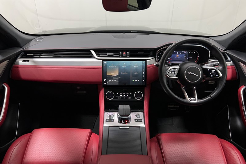 2022 (72) JAGUAR F-PACE 2.0 D200 R-Dynamic SE 5dr Auto AWD 5771769
