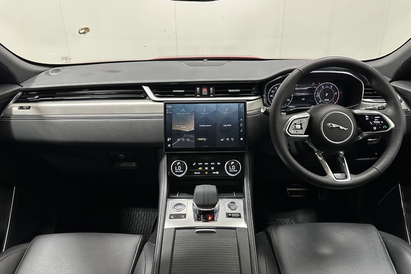 2024 (74) JAGUAR F-PACE 2.0 D200 R-Dynamic SE Black 90th Anniv 5dr Auto 5739852