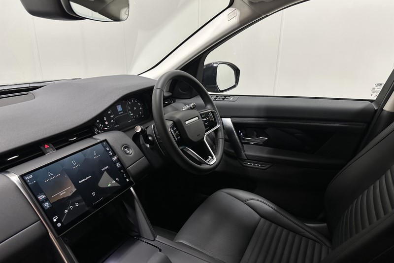 2024 (74) LAND ROVER DISCOVERY SPORT 1.5 P270e S 5dr Auto [5 Seat] 5754359