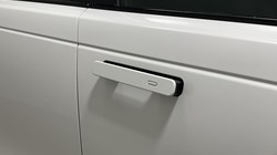 2022 (22) LAND ROVER RANGE ROVER VELAR 2.0 D200 R-Dynamic S 5dr Auto 5772176