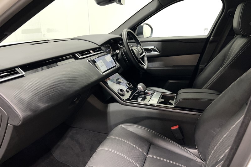 2022 (22) LAND ROVER RANGE ROVER VELAR 2.0 D200 R-Dynamic S 5dr Auto 5772160