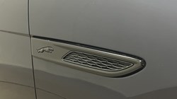 2021 (21) JAGUAR F-PACE 3.0 P400 R-Dynamic SE 5dr Auto AWD 5744979