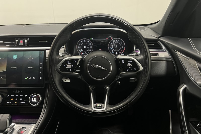 2021 (21) JAGUAR F-PACE 3.0 P400 R-Dynamic SE 5dr Auto AWD 5744944