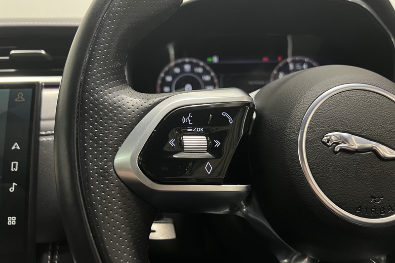 2021 (21) JAGUAR F-PACE 3.0 P400 R-Dynamic SE 5dr Auto AWD 5744954