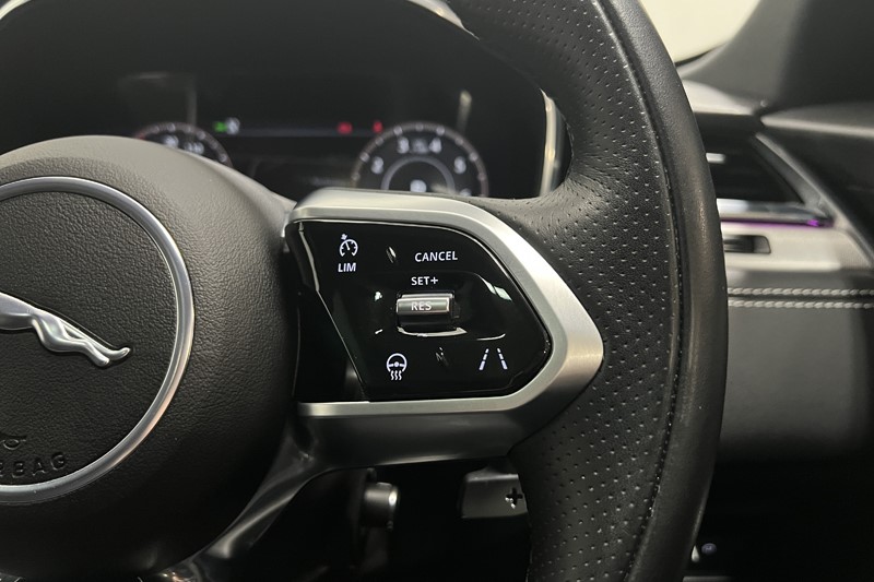 2021 (21) JAGUAR F-PACE 3.0 P400 R-Dynamic SE 5dr Auto AWD 5744955