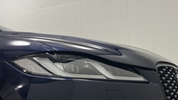 2021 (21) JAGUAR F-PACE 3.0 P400 R-Dynamic SE 5dr Auto AWD 5744980