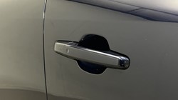2021 (21) JAGUAR F-PACE 3.0 P400 R-Dynamic SE 5dr Auto AWD 5744977